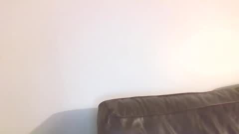 Snapshot of itwasallyellow chatting on 25, 12, 2024 looking to fap with someone on cam online show from 25, 12, 2024