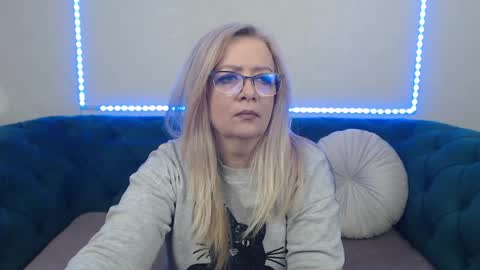 Snapshot of ivanacharm chatting on 28, 4, 2026 ivanacharm online show from 28, 4, 2026