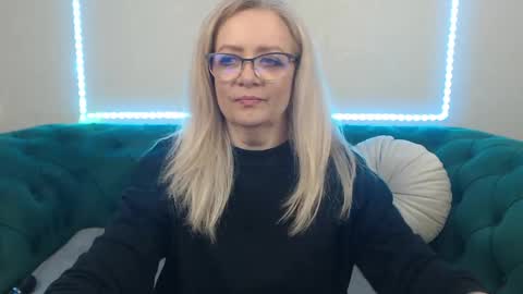 Snapshot of ivanacharm chatting on 19, 5, 2026 ivanacharm online show from 19, 5, 2026