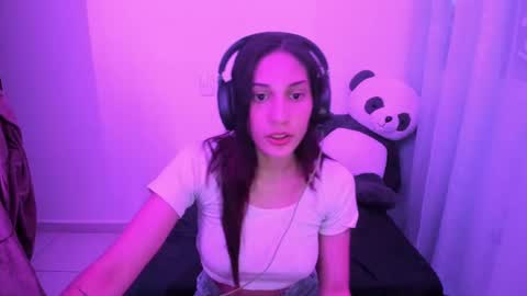 ivanna_essis online show from 25, 2, 2025