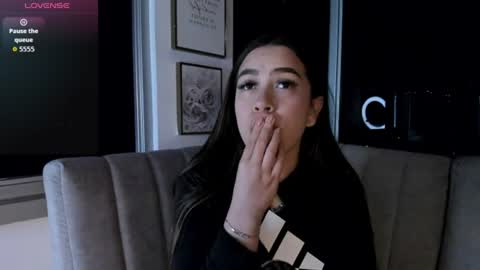 Snapshot of ivanna_west chatting on 26, 6, 2026 Ivanna West online show from 26, 6, 2026