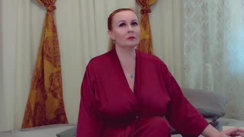 IrennaSplash online show from 12, 3, 2025