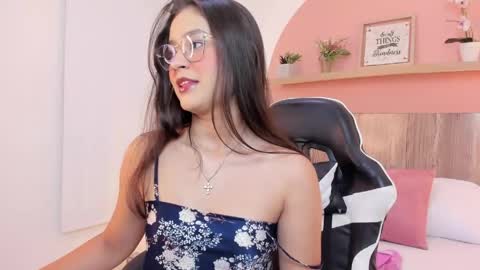 I V E T T E online show from 20, 4, 2026