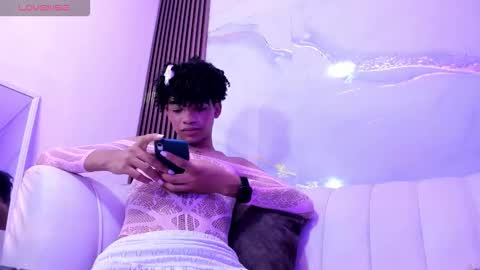 Ivon online show from 8, 11, 2025