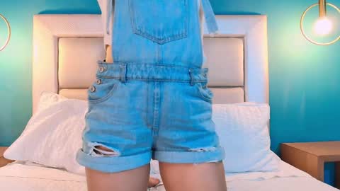 Snapshot of ivonny_x chatting on 17, 5, 2026 Ivon online show from 17, 5, 2026