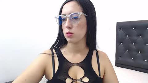 Snapshot of ivorynoir chatting on 1, 6, 2026 ivorynoir online show from 1, 6, 2026