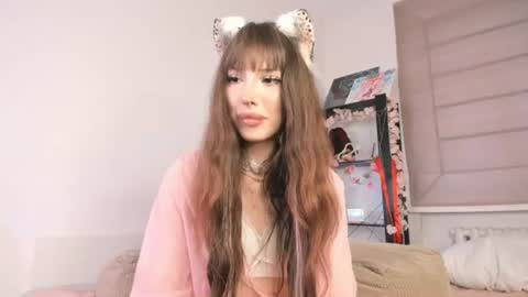 Snapshot of ivorytrace chatting on 4, 7, 2026 ivorytrace online show from 4, 7, 2026