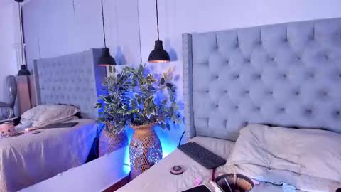 Snapshot of ivy_li chatting on 8, 3, 2026 Daniela online show from 8, 3, 2026