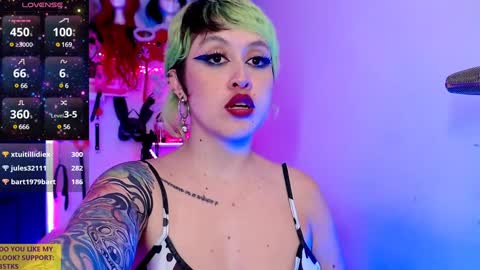 Snapshot of ivy_rosse chatting on 10, 1, 2025 You can find more of me here online show from 10, 1, 2025