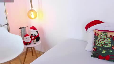 Ivy  online show from 5, 12, 2025