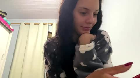 Snapshot of ivydesirer chatting on 27, 3, 2026 Ivy Desirer online show from 27, 3, 2026