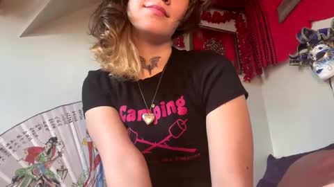 IVY DEVILL online show from 28, 5, 2026