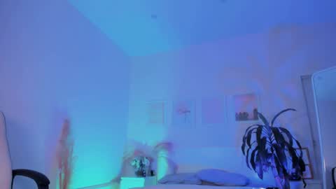 Snapshot of ivyhoney chatting on 29, 1, 2025 IVY - Follow me 3 online show from 29, 1, 2025