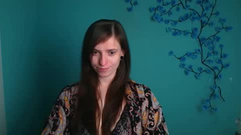 Ivy online show from 26, 4, 2026