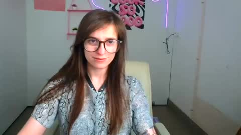 Snapshot of ivynoir_ chatting on 19, 6, 2026 Ivy online show from 19, 6, 2026