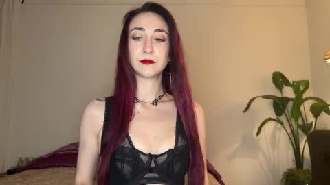 Ivy Rosie online show from 27, 2, 2025