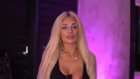 IvyRowa online show from 22, 12, 2025