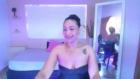 Snapshot of ivyshine7 chatting on 25, 9, 2025 ivyshine7 online show from 25, 9, 2025