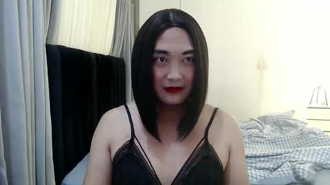iya_hermosa online show from 7, 4, 2026