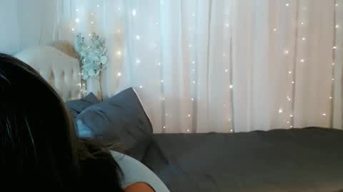 Snapshot of iyotakody chatting on 1, 10, 2025 Red online show from 1, 10, 2025