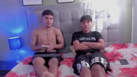 Snapshot of izaak_taylor7 chatting on 12, 12, 2024 izaack online show from 12, 12, 2024