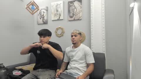 Snapshot of izaak_taylor7 chatting on 1, 2, 2025 izaack online show from 1, 2, 2025