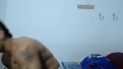 Snapshot of izaak_taylor7 chatting on 11, 9, 2025 izaack online show from 11, 9, 2025