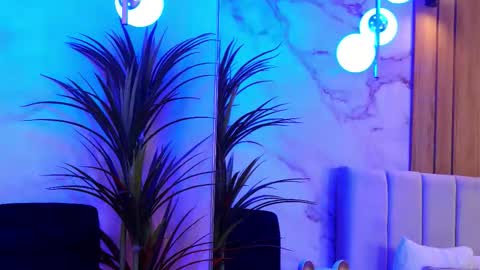 izabelle_02 online show from 1, 3, 2026