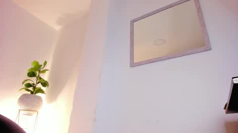 Iza online show from 24, 12, 2024