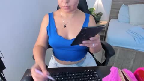 Iza online show from 23, 1, 2025