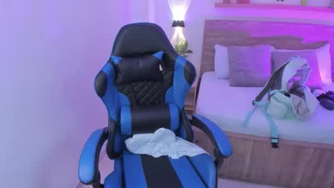 Iza online show from 15, 9, 2025