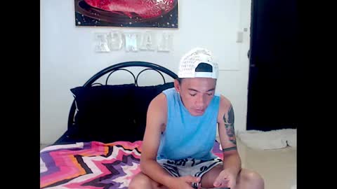 Snapshot of izaruz_cam chatting on 9, 2, 2025 LANzy online show from 9, 2, 2025