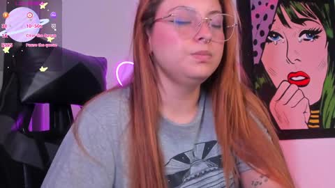 hot izys online show from 28, 2, 2025