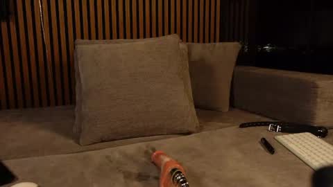 Izzy Inked online show from 27, 7, 2026