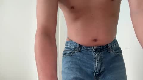 Snapshot of j727552 chatting on 8, 2, 2025 j727552 online show from 8, 2, 2025