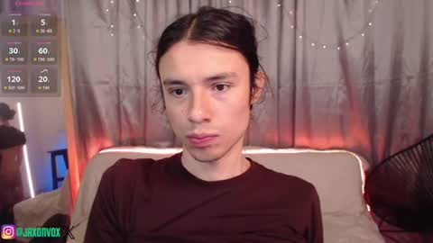 Hey im Jaxxxon check my info     online show from 24, 6, 2026