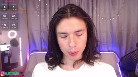 Hey im Jaxxxon check my info     online show from 4, 7, 2026
