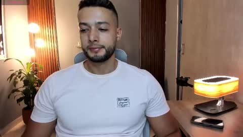 Snapshot of j_calix chatting on 1, 8, 2026 Calix Independient model Insta and twt Calixsnake online show from 1, 8, 2026