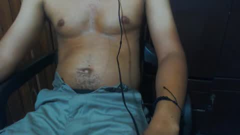 Snapshot of j_castello chatting on 19, 5, 2026 J online show from 19, 5, 2026