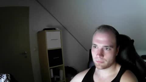 here4y online show from 28, 10, 2025