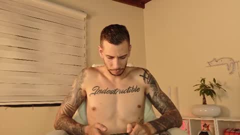 Snapshot of j_king__ chatting on 8, 7, 2026 J King online show from 8, 7, 2026