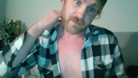 Snapshot of j_tree88 chatting on 11, 12, 2024 TR88 online show from 11, 12, 2024