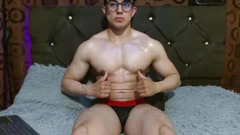 Jacke online show from 19, 2, 2025