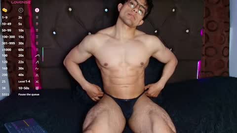 Jacke online show from 7, 2, 2026