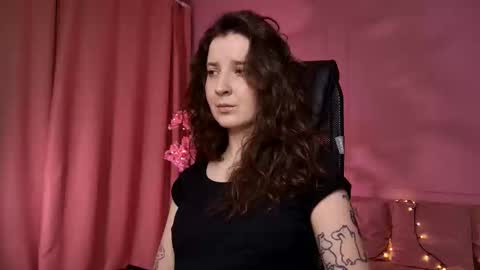 Snapshot of jackiebard chatting on 9, 9, 2025 Jackie Byrd online show from 9, 9, 2025