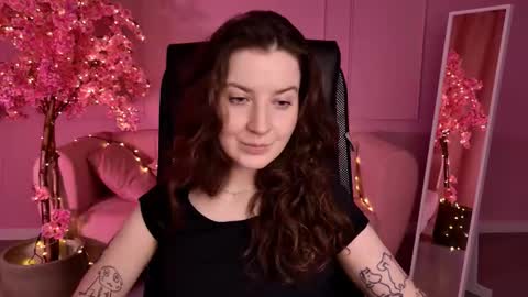 Snapshot of jackiebard chatting on 25, 9, 2025 Jackie Byrd online show from 25, 9, 2025