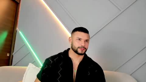Snapshot of jackson_wayne__ chatting on 18, 2, 2025 Jackson Wayne online show from 18, 2, 2025