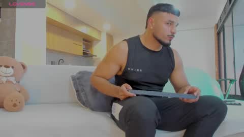 Snapshot of jackson_wayne__ chatting on 8, 10, 2025 Jackson Wayne online show from 8, 10, 2025