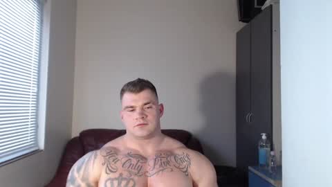 Snapshot of jackyhuge chatting on 6, 1, 2025 Jacky online show from 6, 1, 2025