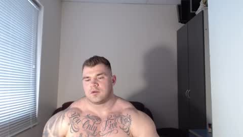 Snapshot of jackyhuge chatting on 18, 2, 2025 Jacky online show from 18, 2, 2025